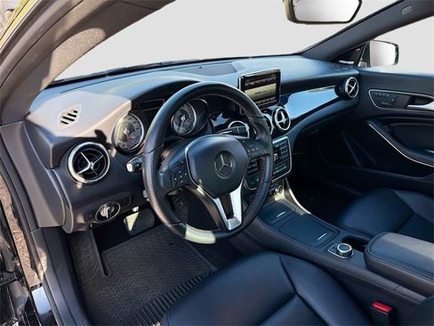Used 2014 Mercedes-Benz CLA 250 4MATIC image 24