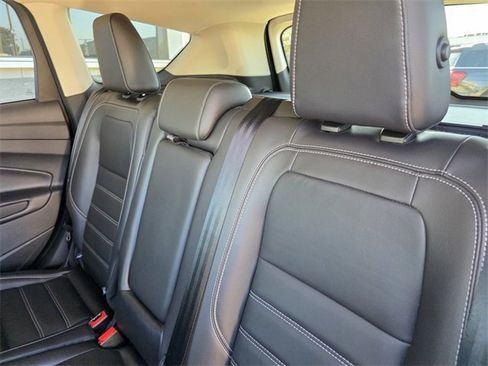 Used 2017 Ford Escape Titanium image 10