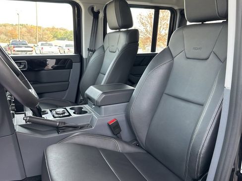 Used 2024 INEOS Grenadier Fieldmaster Edition image 10