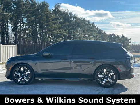 Used 2025 BMW iX M60 image 4