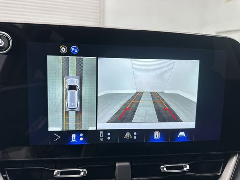 New 2026 Chevrolet Equinox LT w/ Safety and Technology Package image 23