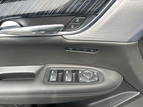 Used 2024 Cadillac XT6 Premium Luxury AWD/4WD image 38