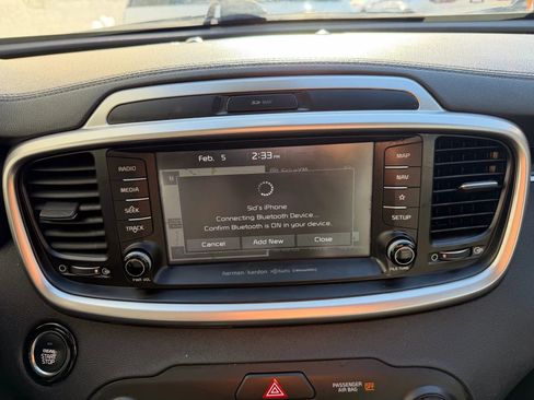 Used 2019 Kia Sorento SX AWD/4WD image 18