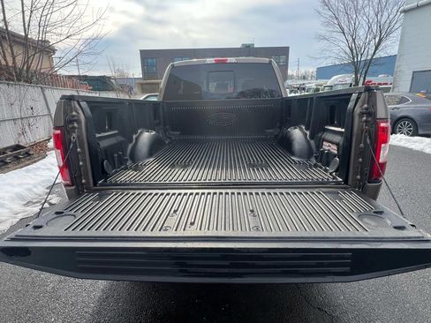 Used 2018 Ford F150 XLT w/ Equipment Group 302A Luxury AWD/4WD image 9