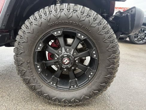 Used 2021 Jeep Wrangler Unlimited Sahara w/ LED Lighting Group image 4