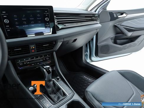 Used 2025 Volkswagen Jetta SEL image 59