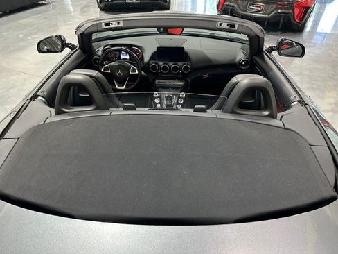 Used 2019 Mercedes-Benz AMG GT Roadster image 28