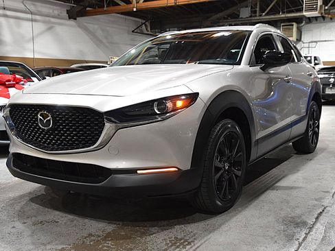Used 2024 MAZDA CX-30 AWD 2.5 S w/ Select Sport Pkg image 3