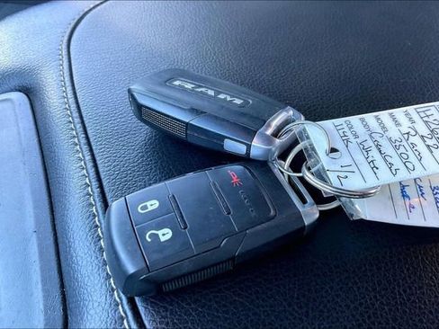 Used 2022 RAM 3500 Tradesman image 10