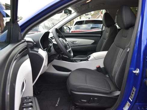 Used 2023 Hyundai Tucson SEL w/ Cargo Package image 7