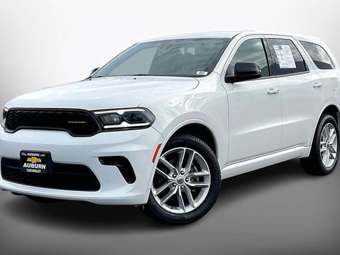 Used 2023 Dodge Durango GT image 2
