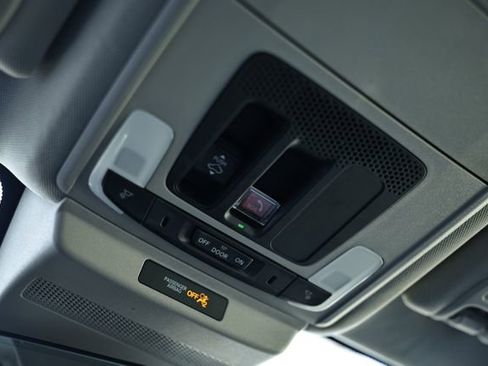 Used 2024 Honda Accord EX-L image 40