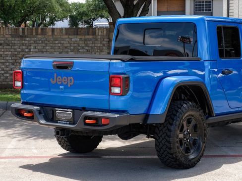 Used 2021 Jeep Gladiator Mojave AWD/4WD image 17