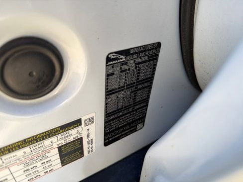 Used 2020 Jaguar F-PACE Prestige image 23