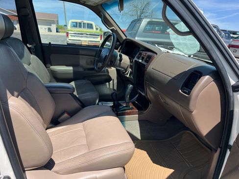 Used 2002 Toyota 4Runner Limited AWD/4WD image 20
