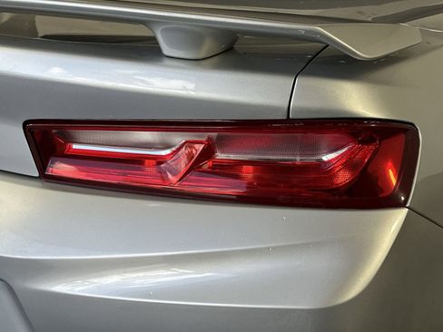 Used 2018 Chevrolet Camaro LT image 28