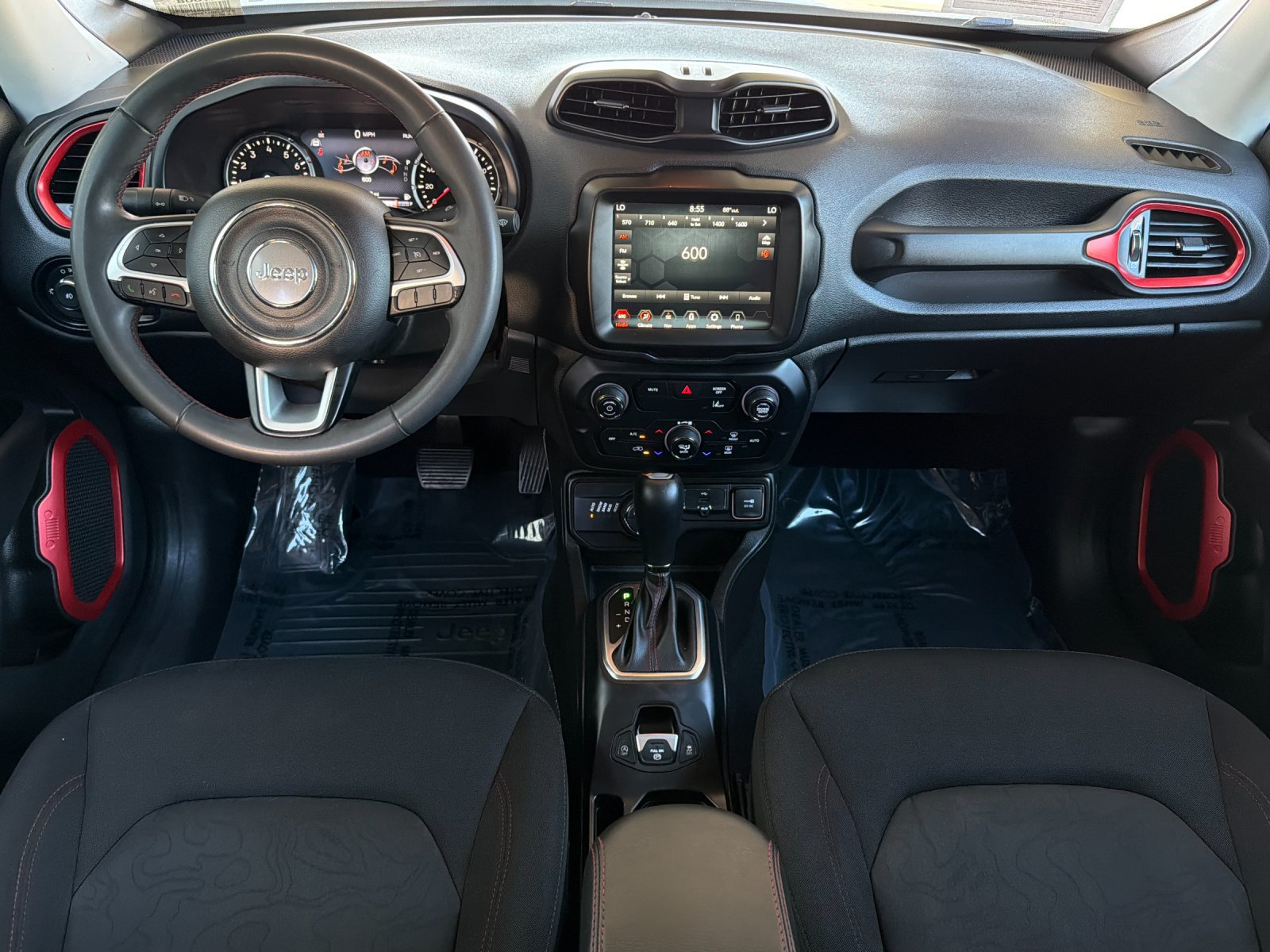 Used 2023 Jeep Renegade Trailhawk AWD/4WD image 12