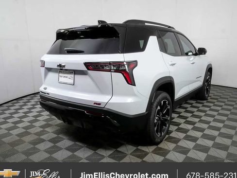 New 2026 Chevrolet Equinox RS w/ Convenience Package III AWD/4WD image 3