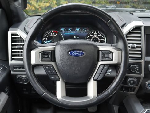 Used 2020 Ford F150 Platinum w/ Equipment Group 701A Luxury image 7