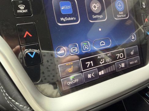 Used 2021 Subaru Outback Premium image 19