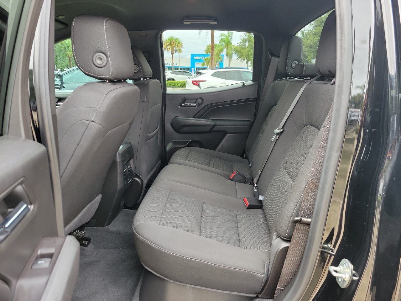 Used 2024 Chevrolet Colorado LT RWD image 10