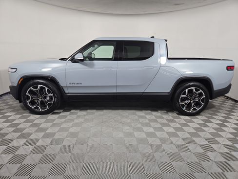Used 2024 Rivian R1T Adventure AWD/4WD image 2