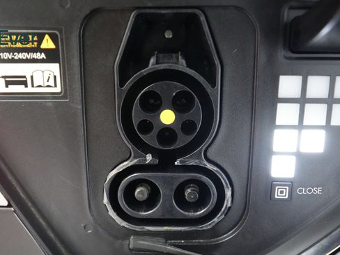 Used 2024 Hyundai Ioniq 5 SEL RWD image 10