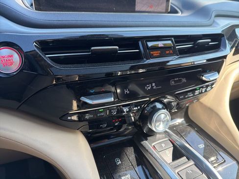 Used 2024 Acura MDX FWD w/ Technology Package image 36