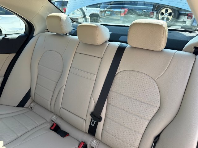 Used 2021 Mercedes-Benz C 300 Sedan image 27