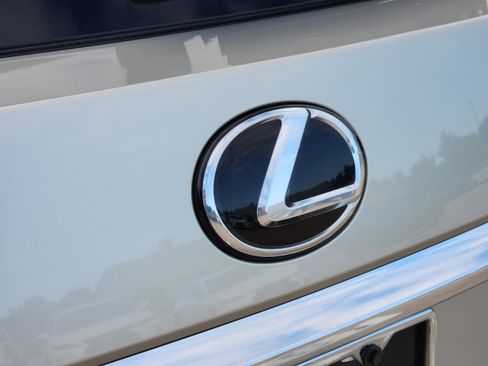 Used 2020 Lexus RX 350L FWD w/ Premium Package image 39