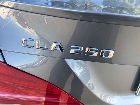 Used 2016 Mercedes-Benz CLA 250 4MATIC image 11