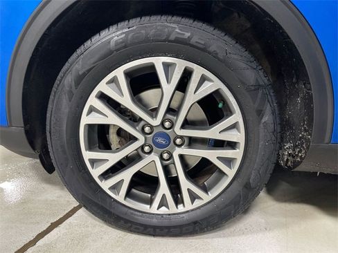 Used 2021 Ford Escape SEL w/ Technology Package image 10