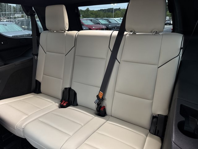 Used 2024 Cadillac Escalade Sport w/ Touring Package AWD/4WD image 7