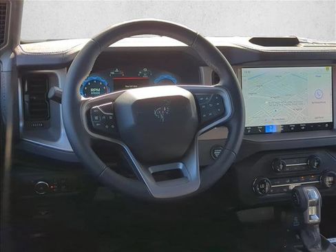 New 2025 Ford Bronco Outer Banks image 18