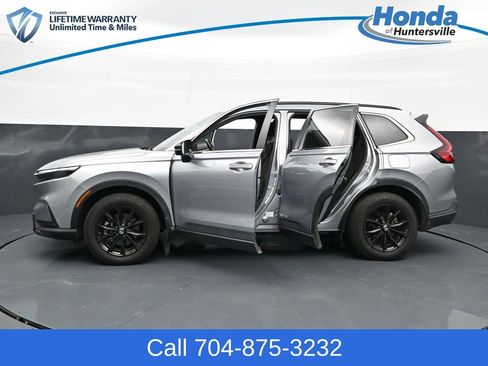 Used 2024 Honda CR-V Sport image 33