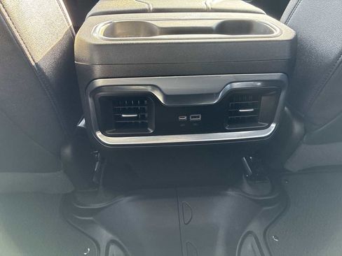 Used 2023 GMC Sierra 1500 SLT image 20