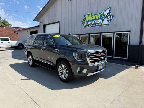 Used 2021 GMC Yukon SLT w/ SLT Luxury Plus Package AWD/4WD image 1