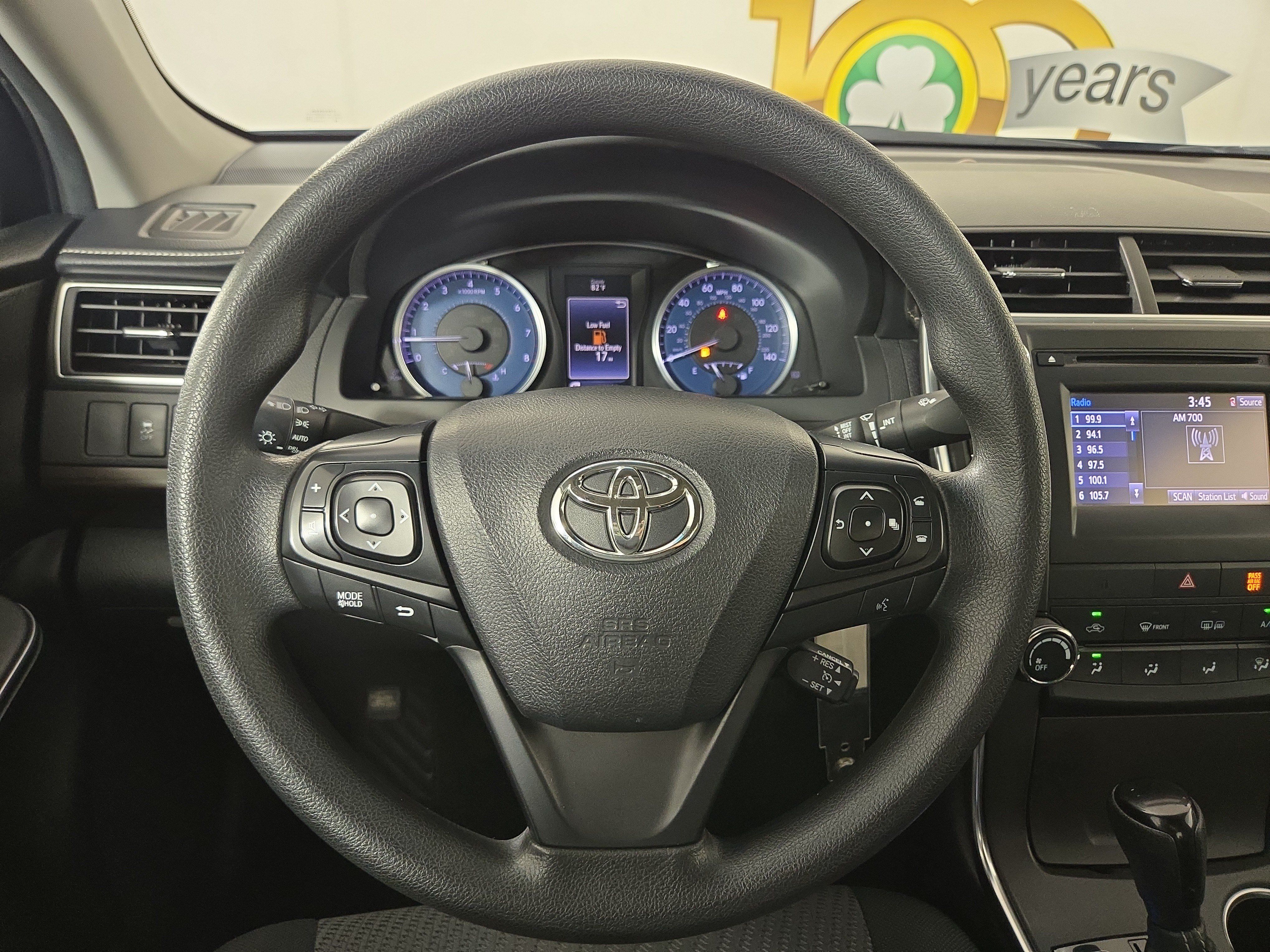 Used 2016 Toyota Camry LE FWD image 14