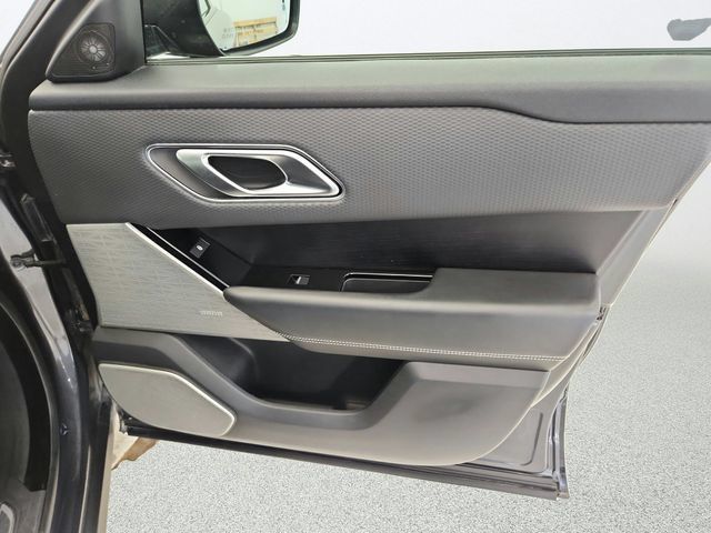 Used 2020 Land Rover Range Rover Velar R-Dynamic S AWD/4WD image 30