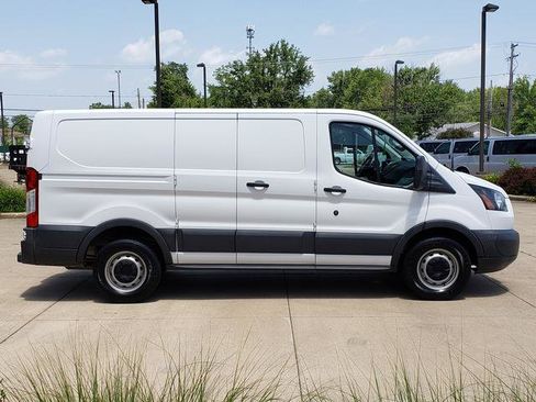 Used 2018 Ford Transit 150 130 Low Roof RWD image 7