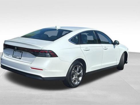 Used 2024 Honda Accord EX image 7