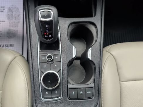 Used 2019 Cadillac XT4 Premium Luxury FWD image 24