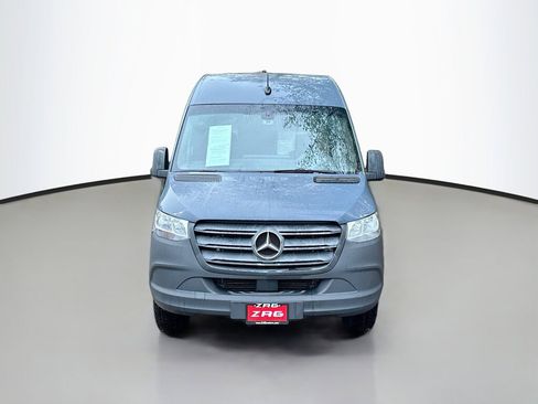 Used 2019 Mercedes-Benz Sprinter 144 image 8