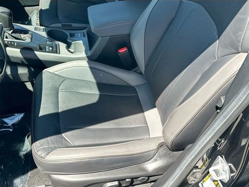 Used 2024 Subaru Crosstrek 2.5i Limited w/ Crosstrek Mirror Package image 19