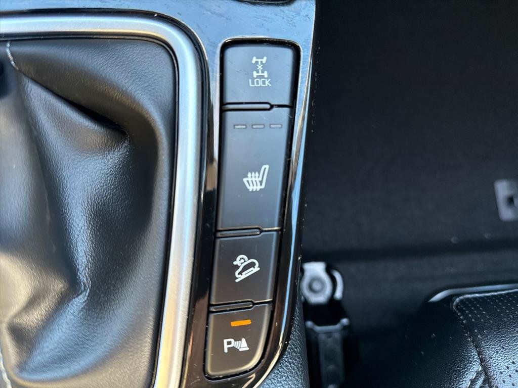 Certified 2025 Kia Seltos EX w/ EX Sunroof Package AWD/4WD image 14