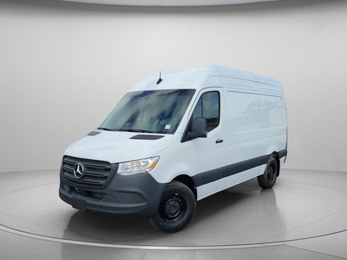 New 2025 Mercedes-Benz Sprinter 2500 image 2
