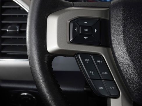 Used 2019 Ford F150 Lariat AWD/4WD image 18