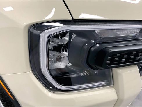 New 2025 Ford Ranger XL image 13