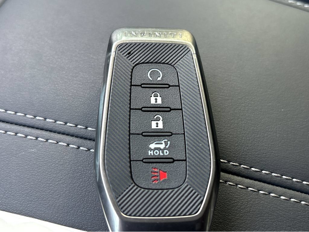 Used 2026 INFINITI QX60 Luxe w/ Cargo Package FWD image 33