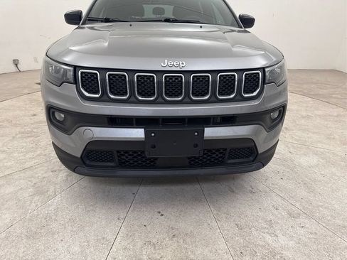 Used 2023 Jeep Compass Latitude AWD/4WD image 13